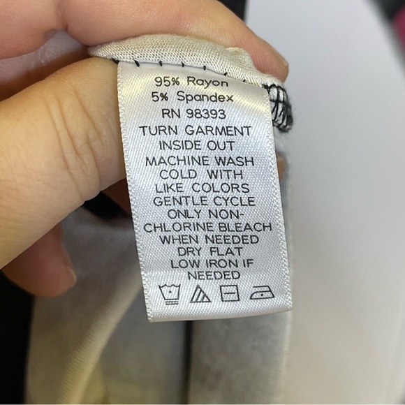 Lisa Rinna, Sleeveless Maxi Dress. Size XSP. In excellent condition! - Picture 4 of 5